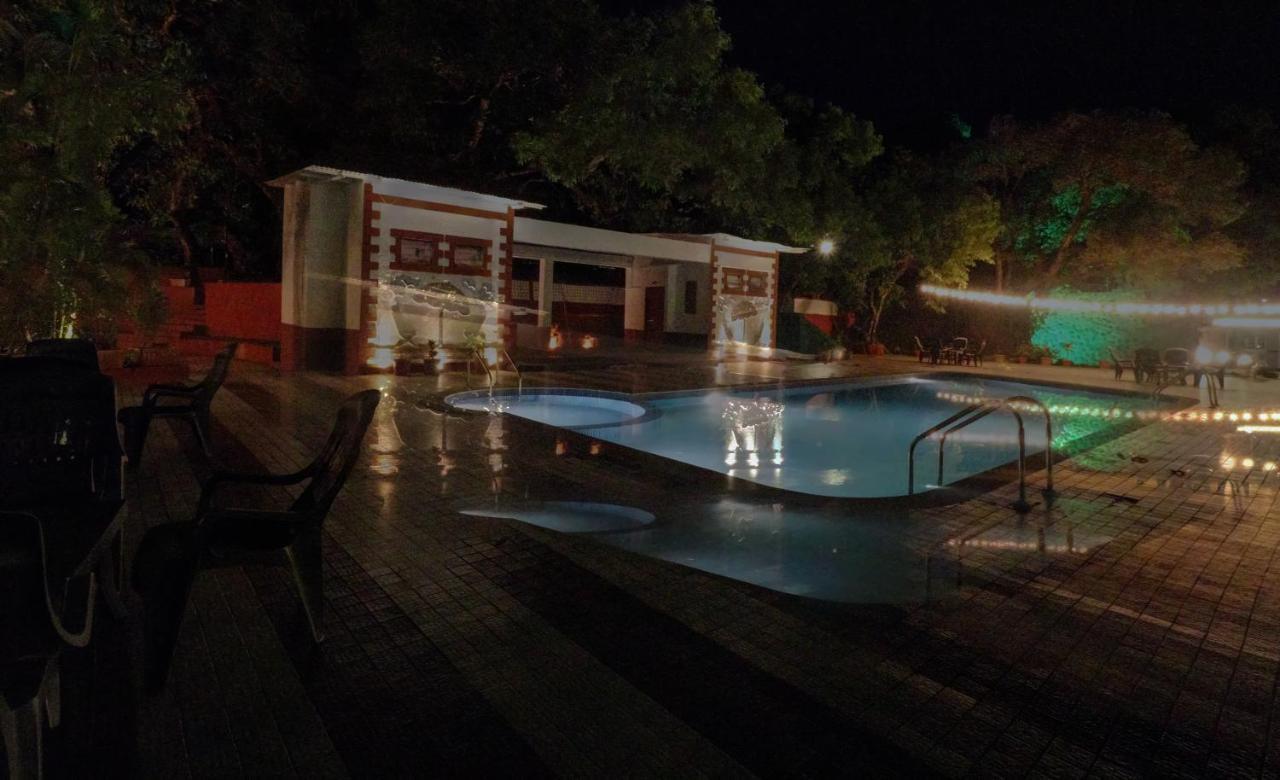 Citrus Chambers Resort